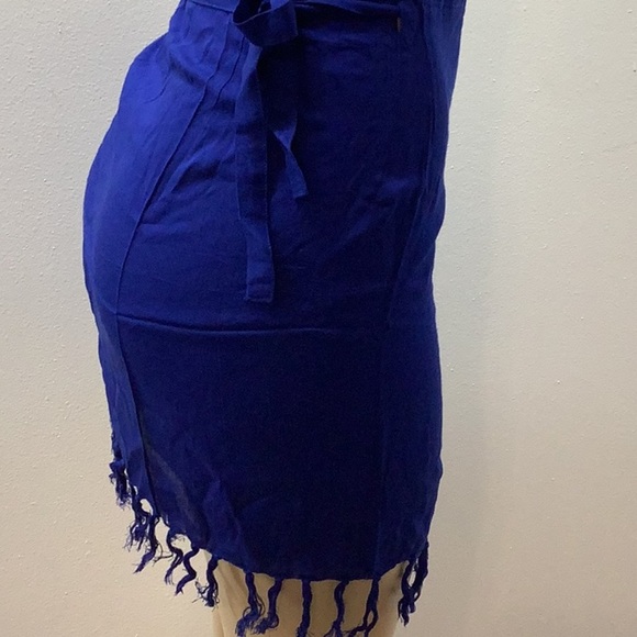 Zuliana Size Small Blue 100% Rayon Sarong with Fringes. Made in USA. - Picture 3 of 4